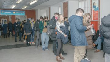 3a1e82a_88349607-220228-financial-crisis-russia-highres-2