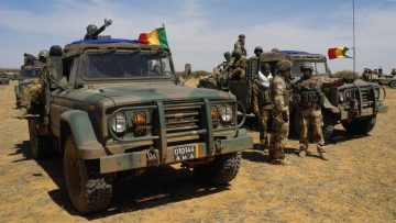 vehicules-de-l-armee-malienne-participant-le-1er-novembre-2017-a-une-operation-de-la-force-conjointe-g5-sahel-dans-le-centre-du-mali_6022204