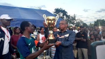 Bouake tournoi photo trophée