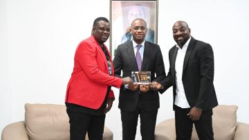 310985906_651856622973135_2472520249215545991_n