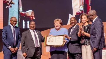 329153680_1226060411335028_2659196545675386316_n