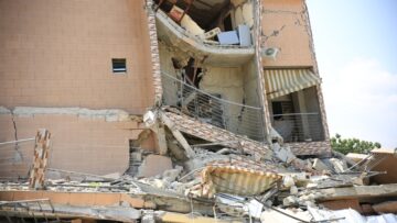 cocody-angre-8e-tranche-effondrement-d-un-immeuble-r4-habite_tgs5gndiadj