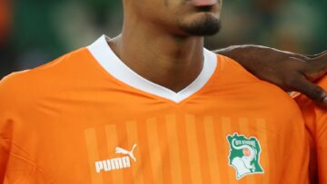 960px-Sébastien_Haller_2