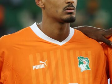 960px-Sébastien_Haller_2