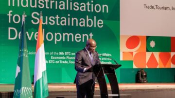 MINISTRE-KALIL-KONATE-FINANCEMENT-INDUSTRIALISATION-1024×819