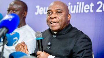 presidentielle-2025-ahoua-don-mello-confie-symboliquement-sa-candidature-a-_tekj2vgu8sk