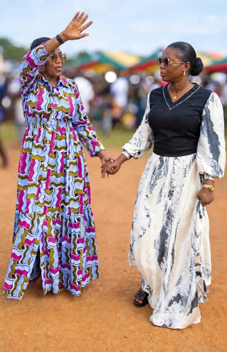 Oumé : Ruth Wassa aux côtés de l’honorable Flore Lago pour célébrer l’excellence et le leadership féminin
